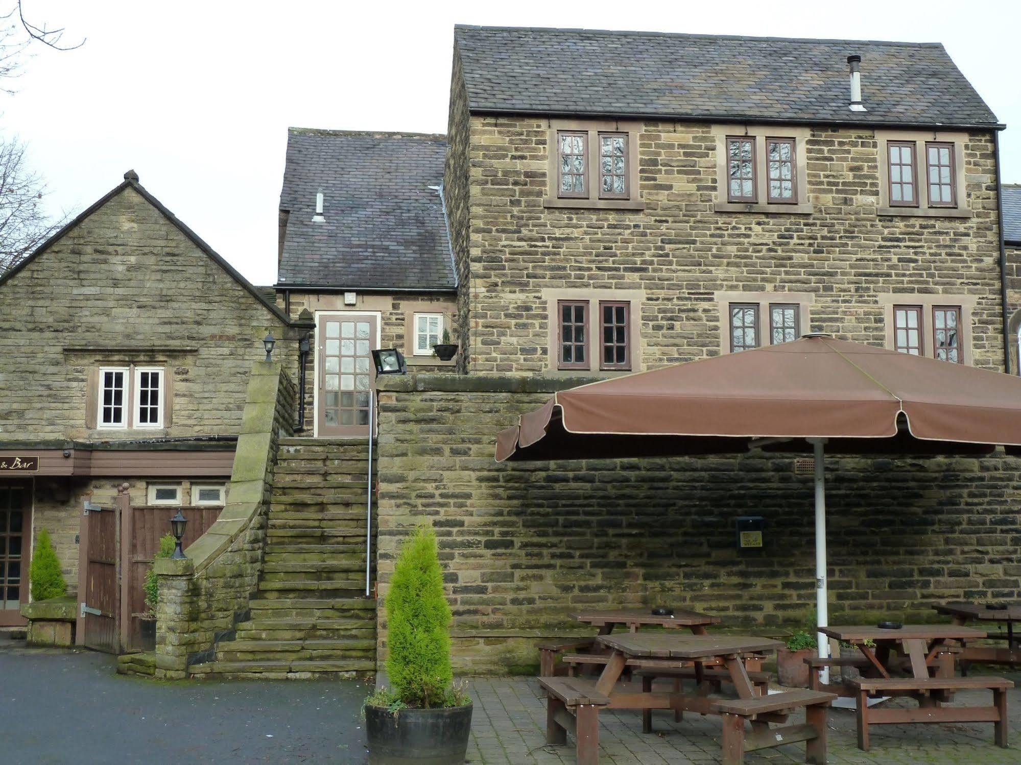 The Manor House Hotel Dronfield Exterior foto